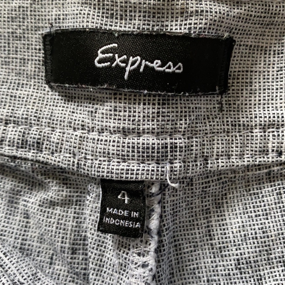 EXPRESS SHORTS - Picture 4 of 4